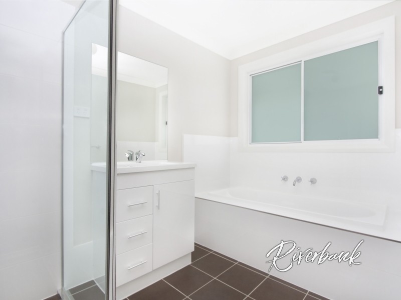 33 Clements Road, Edmondson Park NSW 2174