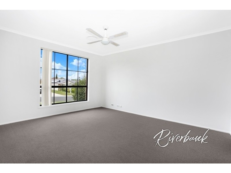 50 Archibald Crescent, Rosemeadow NSW 2560