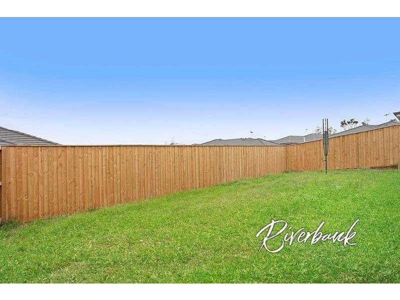 14 Fortune Street, Glenfield NSW 2167