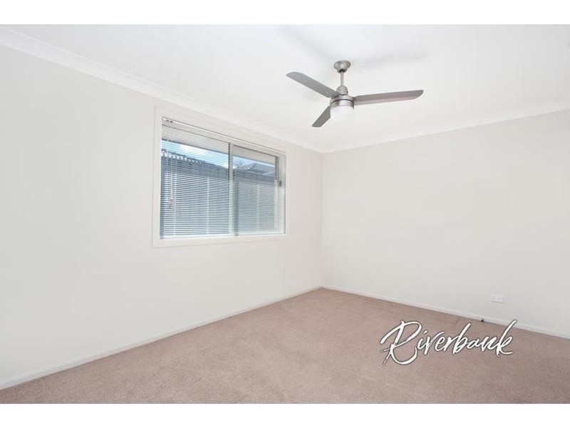 6 Foothills Terrace, Glenmore Park NSW 2745