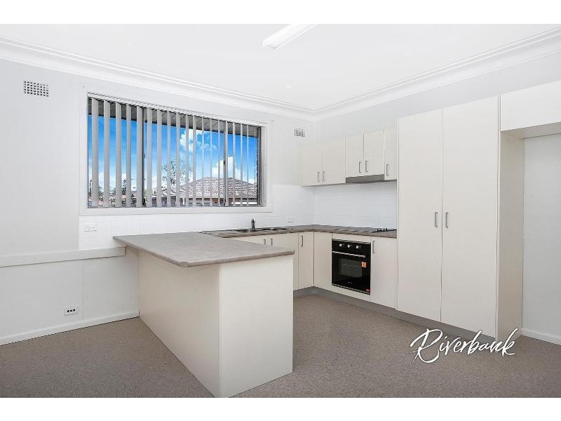 16 Croft Avenue, Merrylands NSW 2160