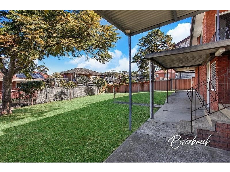 16 Croft Avenue, Merrylands NSW 2160