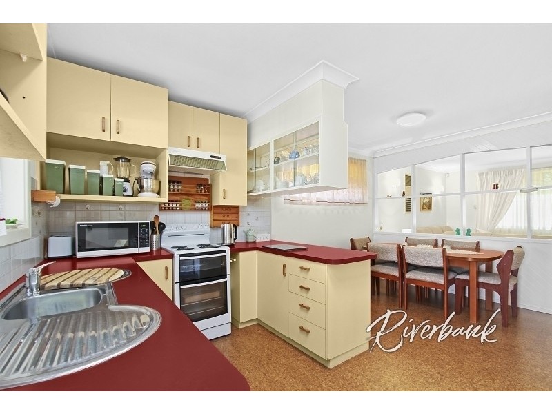 5 Vernon St, Greystanes NSW 2145