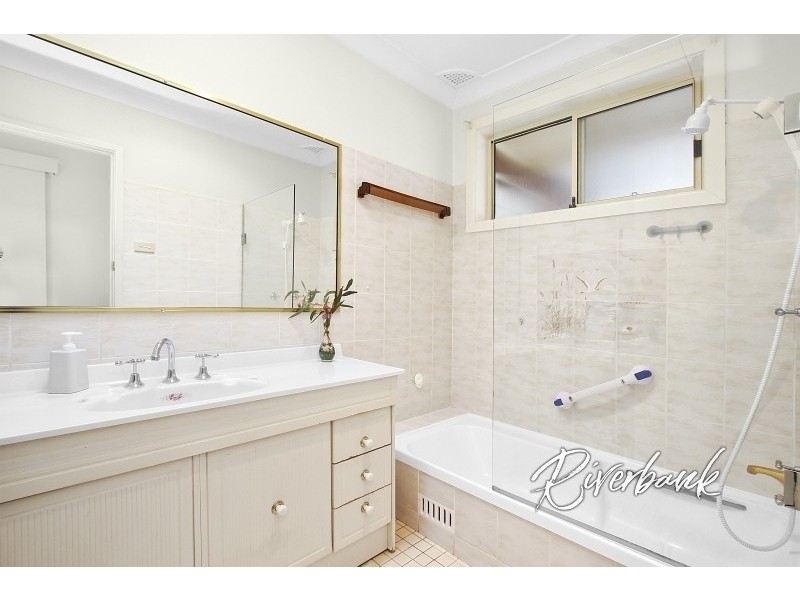 5 Vernon St, Greystanes NSW 2145