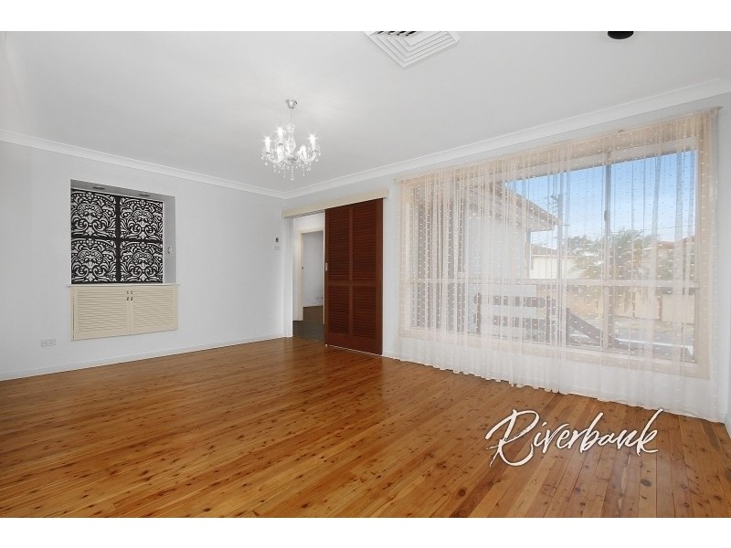 11 Oleander St, Greystanes NSW 2145