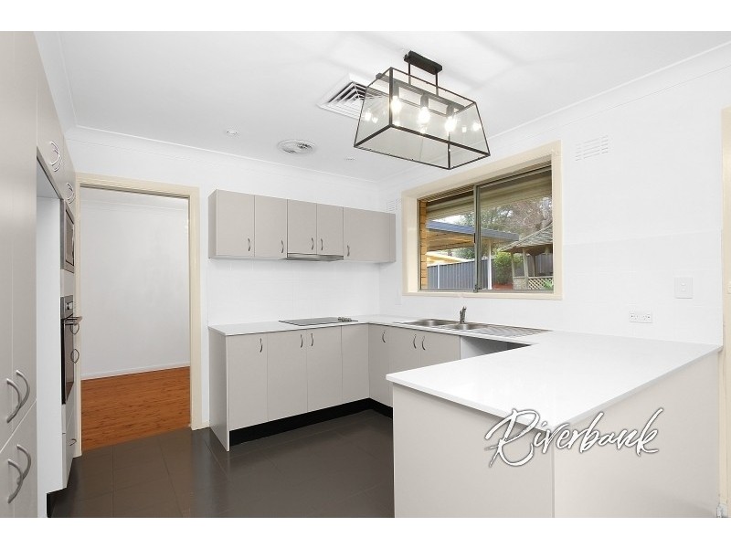 11 Oleander St, Greystanes NSW 2145