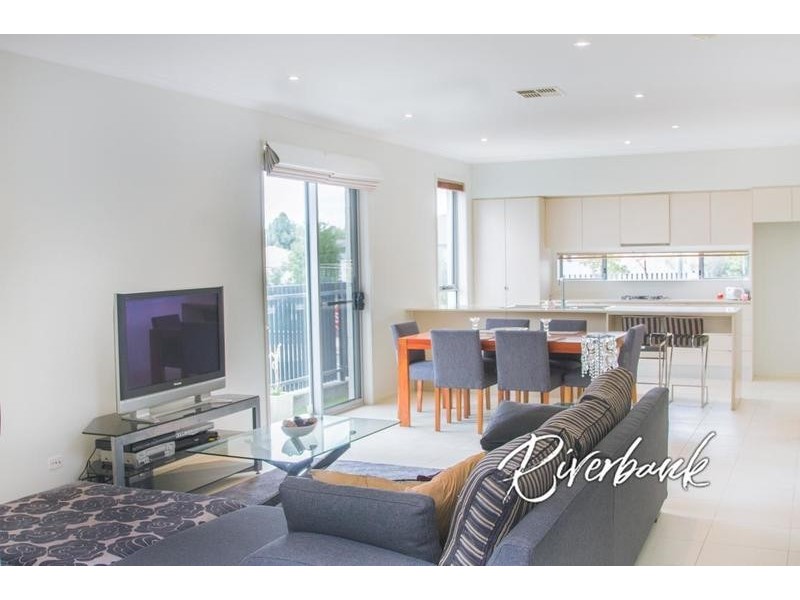 13 Daruga Avenue, Pemulwuy NSW 2145