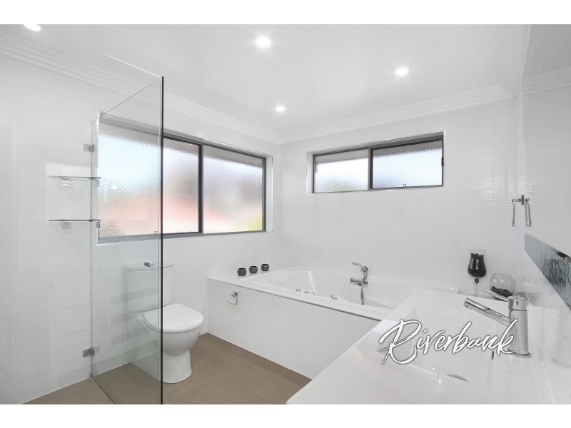 27 Yoogali Street, Merrylands NSW 2160