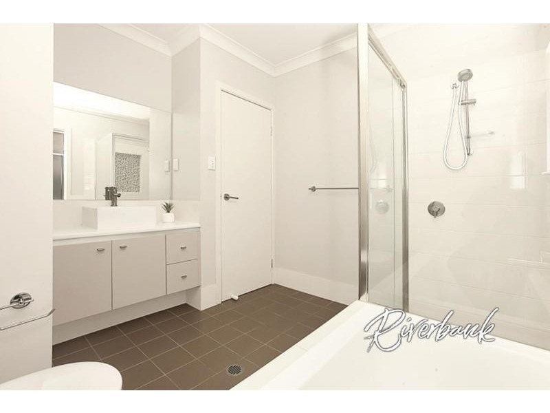 8 Bulbi Street, Pemulwuy NSW 2145