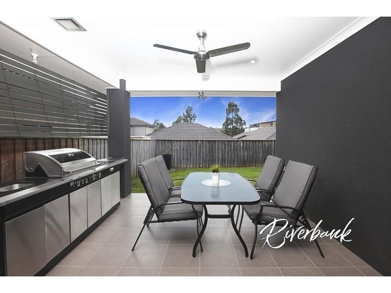 8 Bulbi Street, Pemulwuy NSW 2145