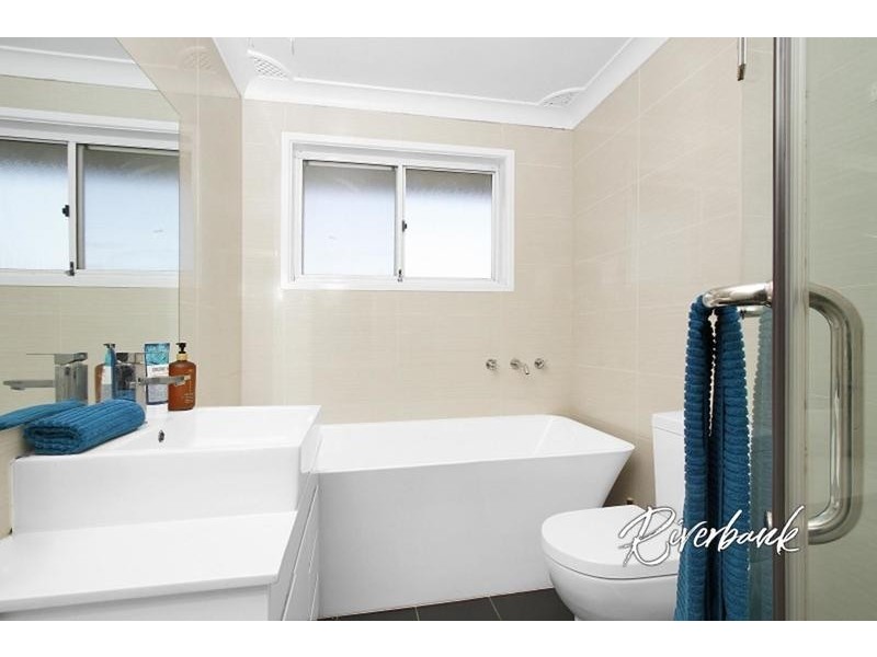 45 Macleay St, Greystanes NSW 2145