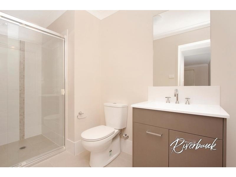 28 Affleck Gardens, Middleton Grange NSW 2171