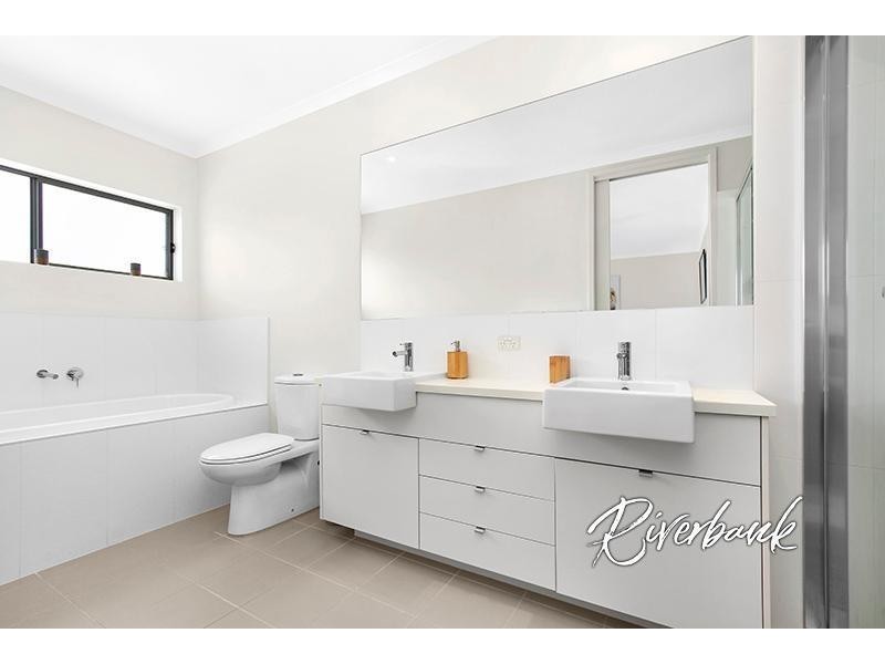 27 Daruga Avenue, Pemulwuy NSW 2145