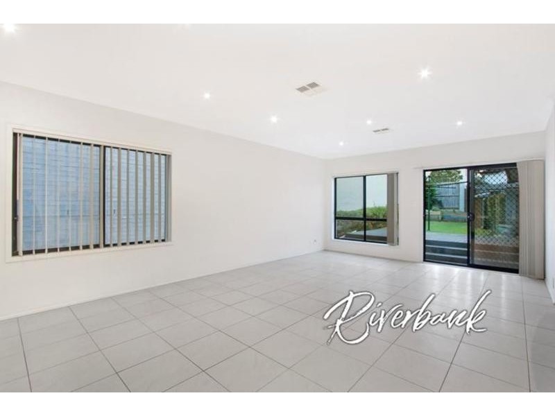 15 Watkin Tench Parade, Pemulwuy NSW 2145