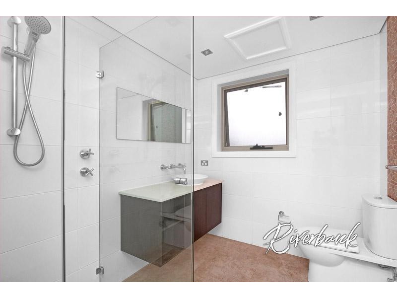 18 Bishop Avenue, Pemulwuy NSW 2145