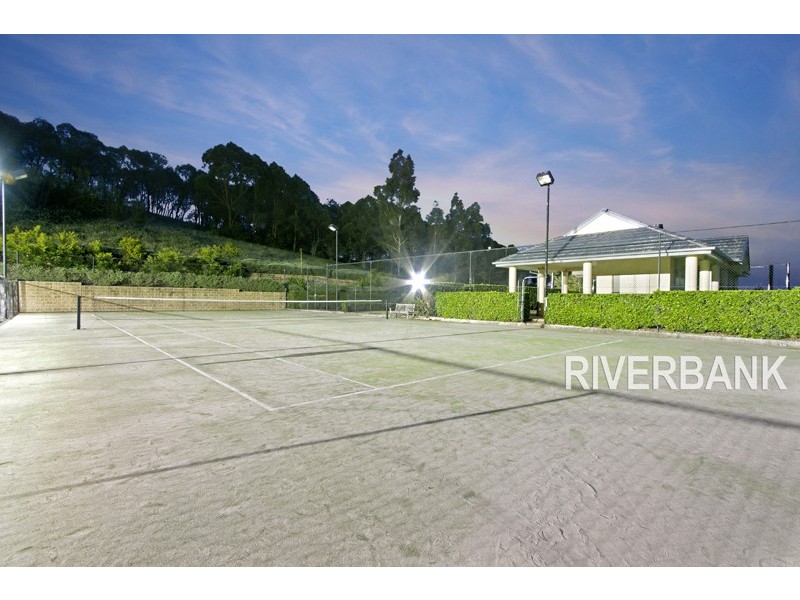 9 Dromedary Pl, Macquarie Links NSW 2565