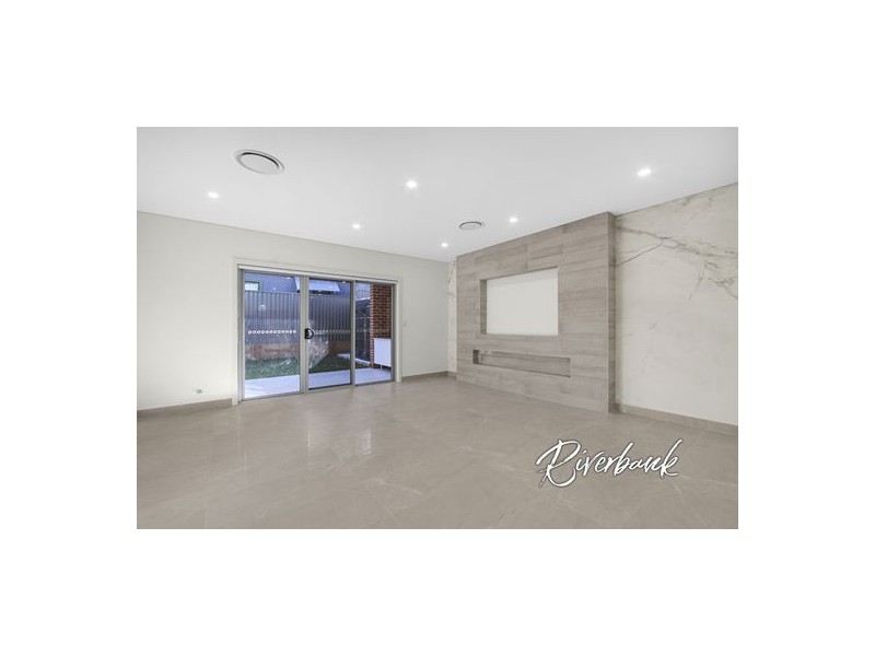 31 Bangor Street, Guildford NSW 2161