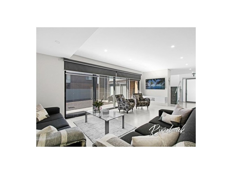 69 Marlborough Street, Smithfield NSW 2164