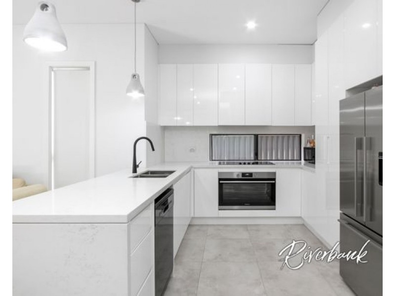 33 Camellia Street, Greystanes NSW 2145