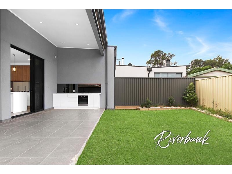 11A Iris Street, Guildford NSW 2161