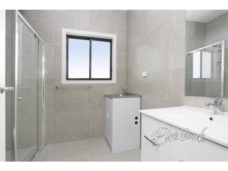 8A Rowena Street, Greystanes NSW 2145