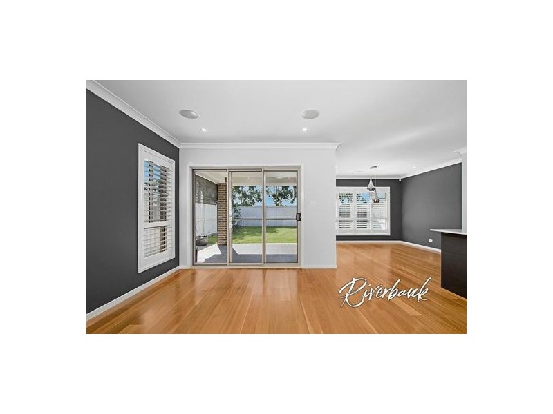 27 Burraga Way, Pemulwuy NSW 2145