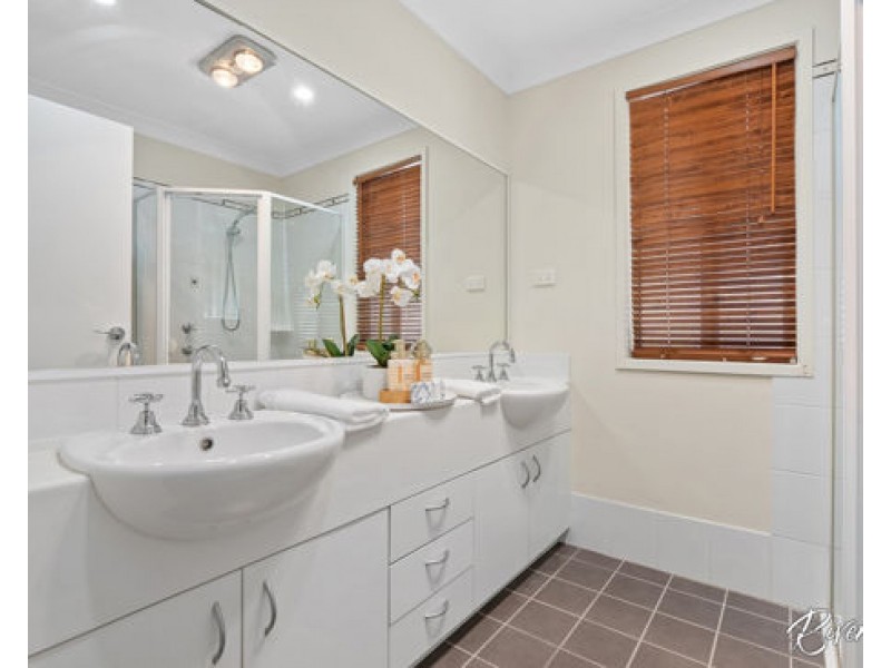 10 Biana Street, Pemulwuy NSW 2145