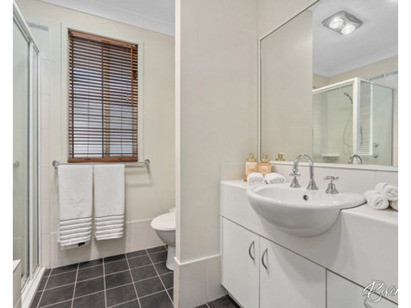 10 Biana Street, Pemulwuy NSW 2145