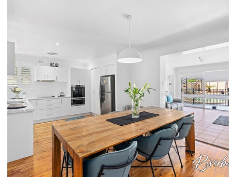 11 Mountford Avenue, Greystanes NSW 2145