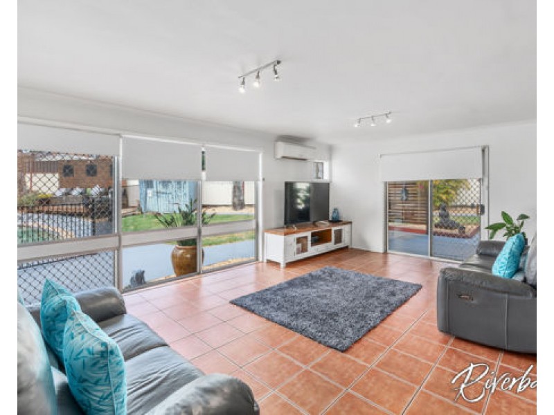 11 Mountford Avenue, Greystanes NSW 2145
