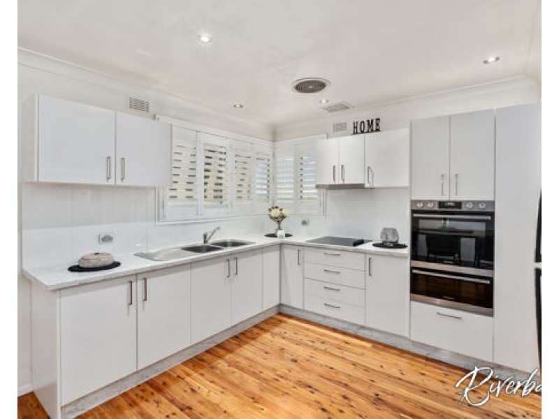 11 Mountford Avenue, Greystanes NSW 2145