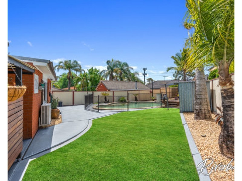 11 Mountford Avenue, Greystanes NSW 2145