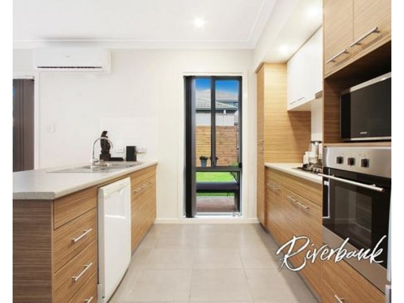 26 Driftway Drive, Pemulwuy NSW 2145