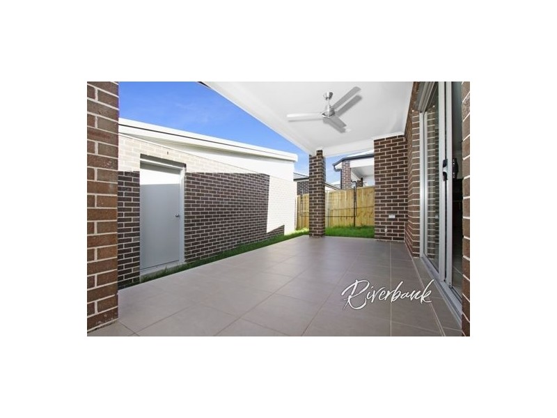 31 Hydrus Street, Austral NSW 2179