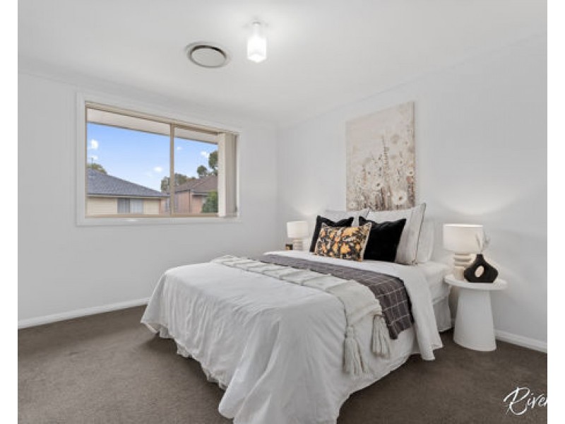 8 Boraga Street, Pemulwuy NSW 2145