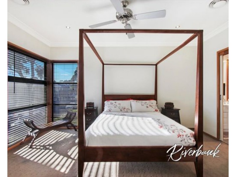 18 Cummings Avenue, Pemulwuy NSW 2145