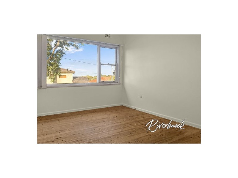 8 Yanco Street, Merrylands NSW 2160