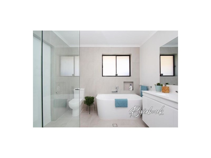 24 Alpha Road, Greystanes NSW 2145