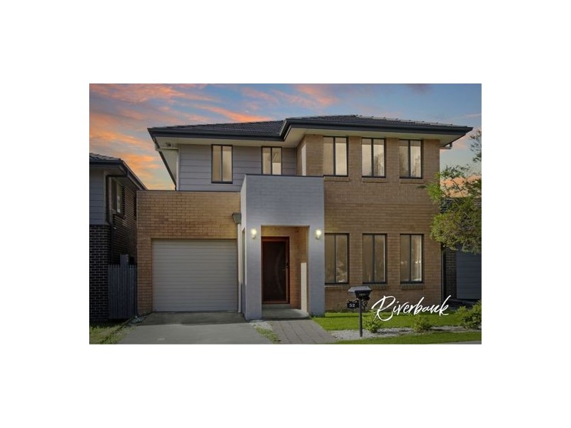 52 Grazier Circuit, Pemulwuy NSW 2145