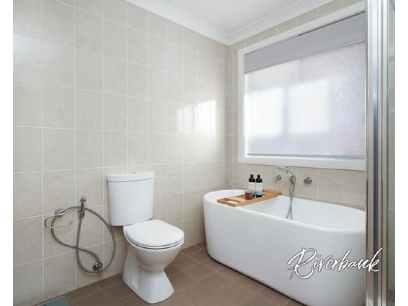 4 Jirrang Street, Pemulwuy NSW 2145