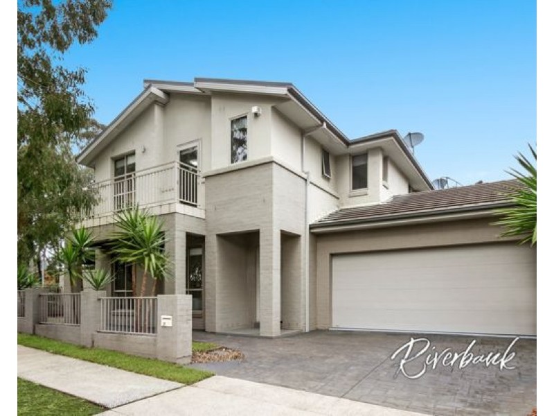 2 Bishop Avenue, Pemulwuy NSW 2145