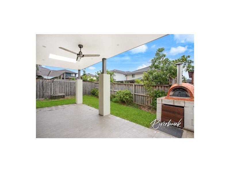 15 Binnet Street, Pemulwuy NSW 2145