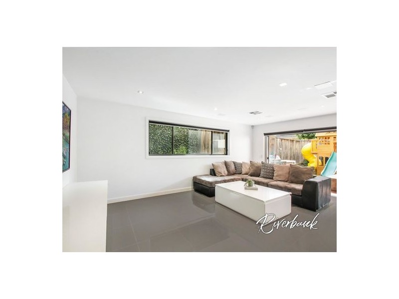 5 Dungara Drive, Pemulwuy NSW 2145