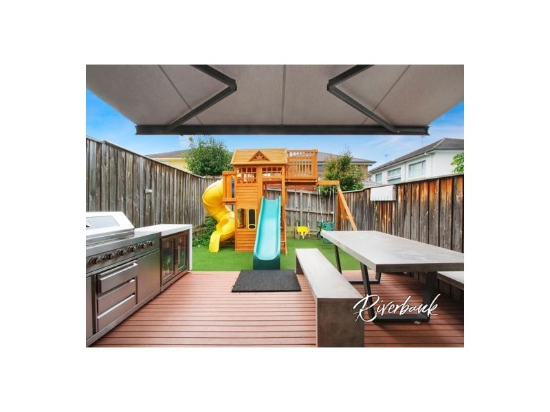 5 Dungara Drive, Pemulwuy NSW 2145