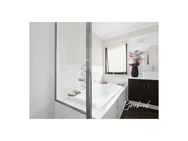 9 Nea Drive, Pemulwuy NSW 2145