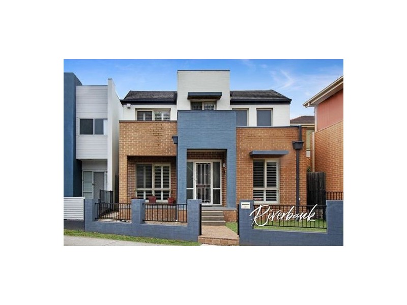 172 Driftway Drive, Pemulwuy NSW 2145