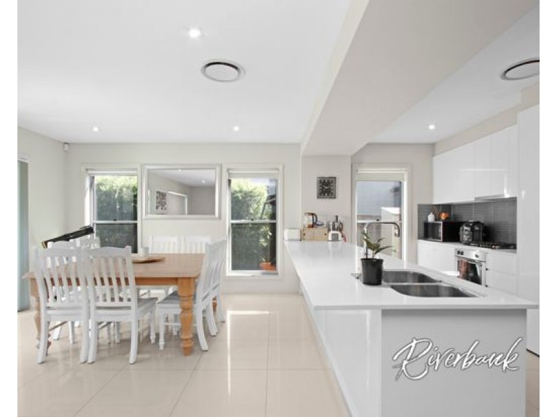 5 Tuabilli Street, Pemulwuy NSW 2145