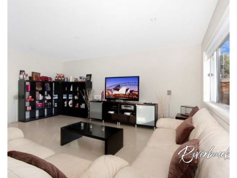 5 Tuabilli Street, Pemulwuy NSW 2145