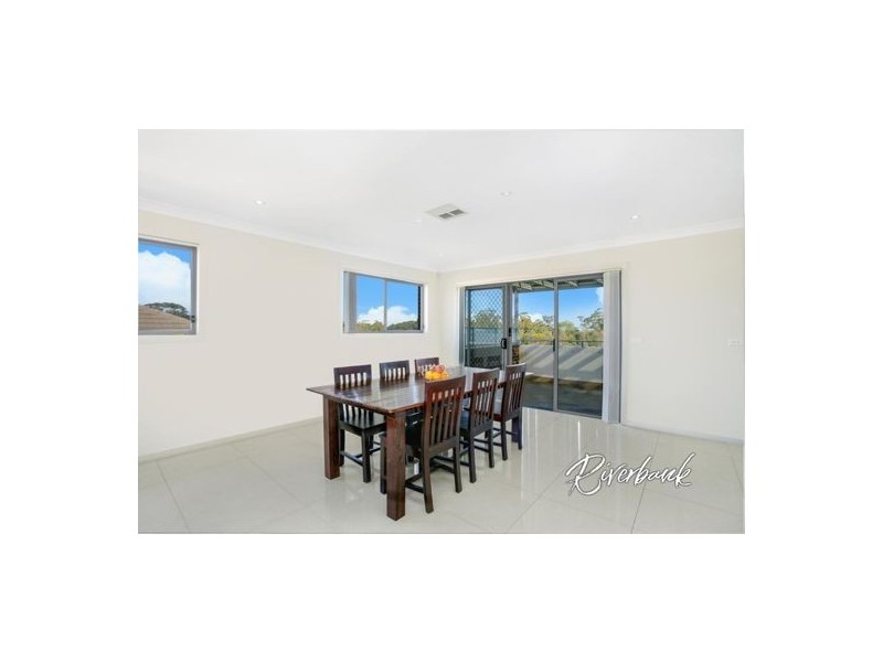 22 Kilby Ave, Pemulwuy NSW 2145