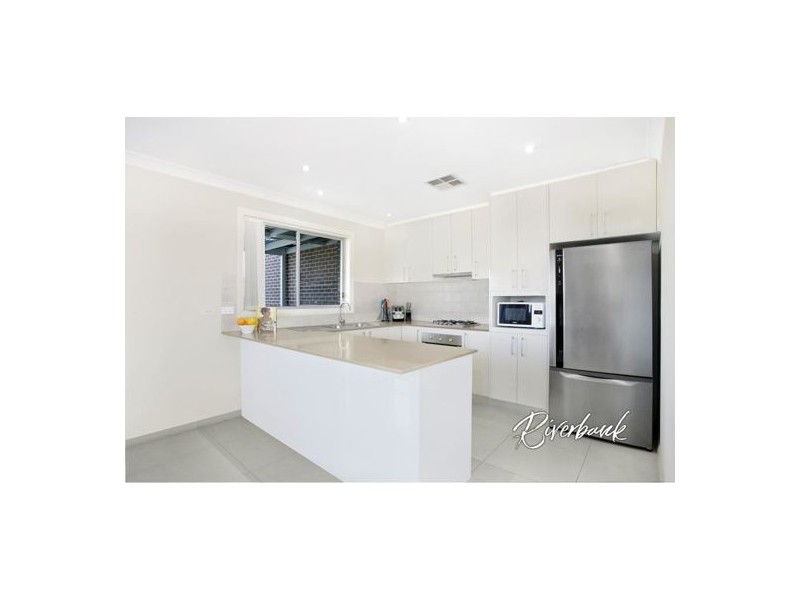 22 Kilby Ave, Pemulwuy NSW 2145